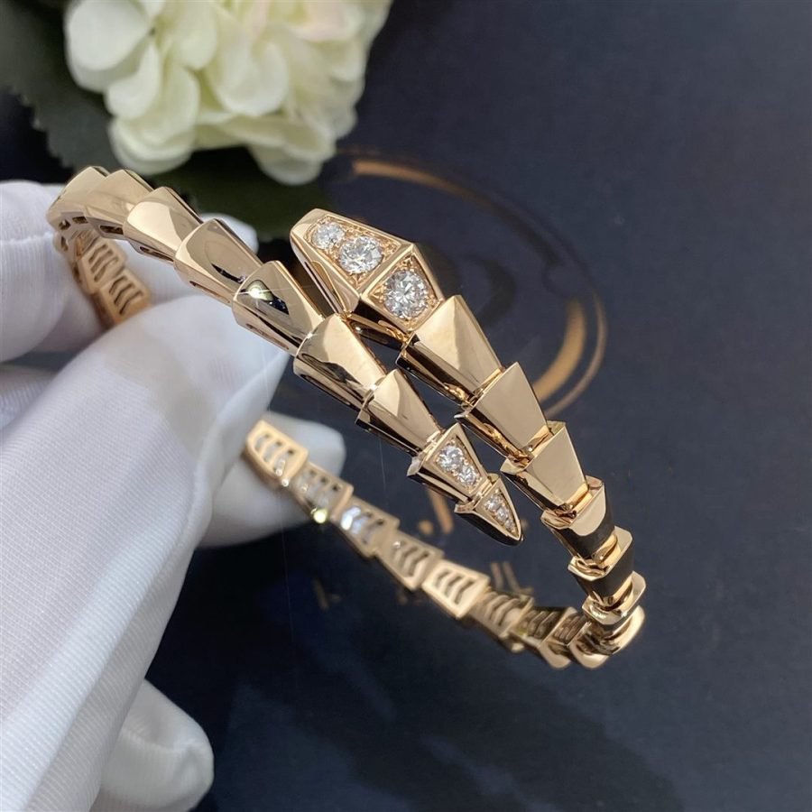 bulgari-serpenti-viper-18-kt-rose-gold-bracelet-set-with-demi-pave-diamonds-ref-357822-coral-1-900x900_abdcae8c-b4c8-40a1-be79-a259d2f4503c.jpg