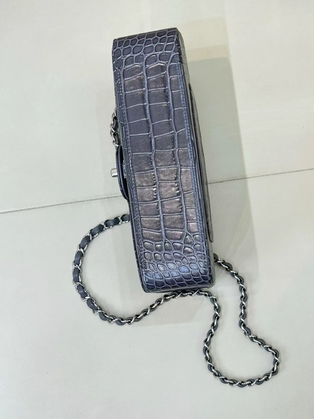 CHANEL 26S CLASSIC FLAP BAG IN DARK BLUE CROCODILE-EMBOSSED MATERIAL