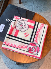 CHANEL 26S SCARF 135 IN CASHMERE AND SILK 306115