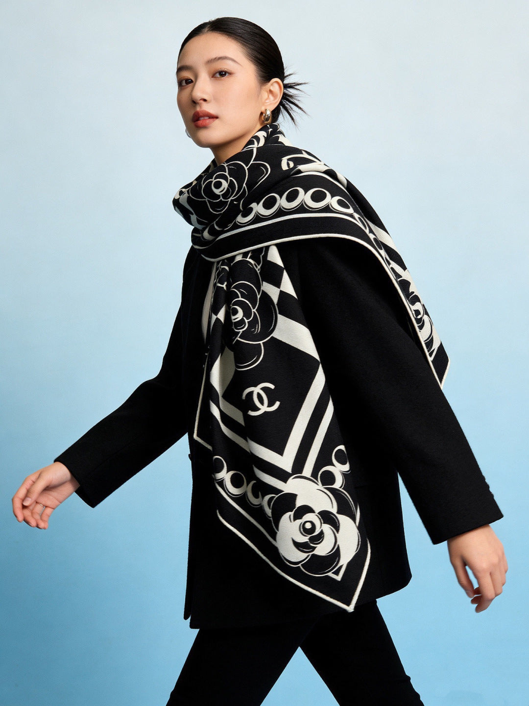CHANEL 26S SCARF 135 IN CASHMERE AND SILK 306116