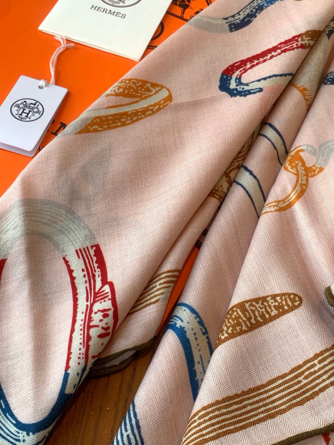 HERMES 26S PRINTED SQUARE SCARF 135 IN CASHMERE AND SILK 307237