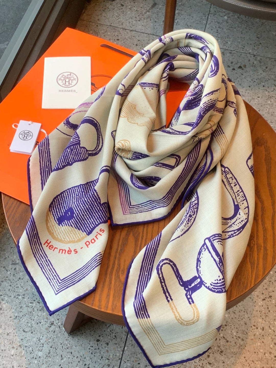 HERMES 26S PRINTED SQUARE SCARF 135 IN CASHMERE AND SILK 307238