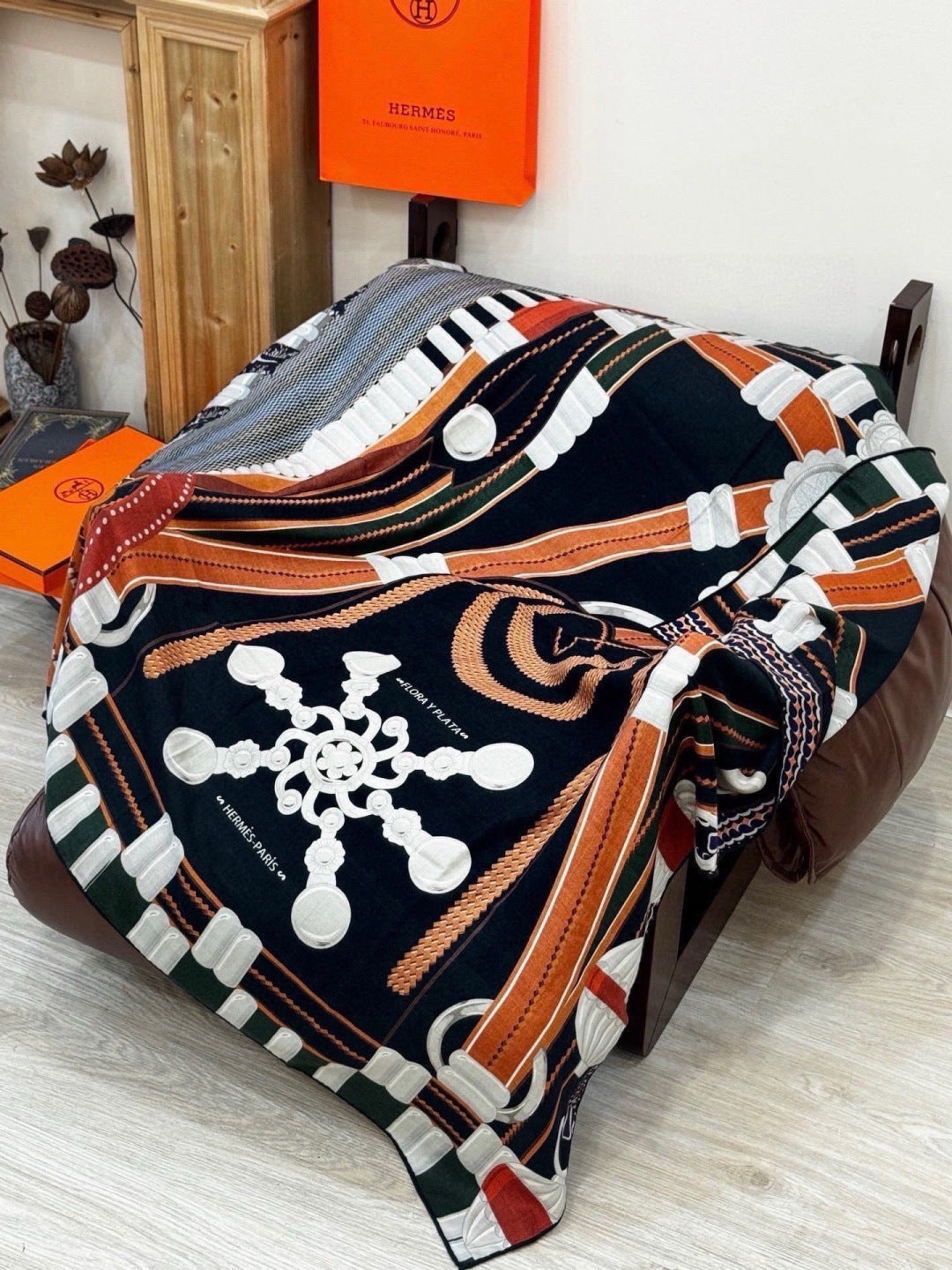 HERMES 26S PRINTED SQUARE SCARF 140 IN SILK 309333