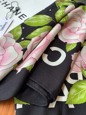 CHANEL 26S SCARF 140 IN CASHMERE AND SILK 309336