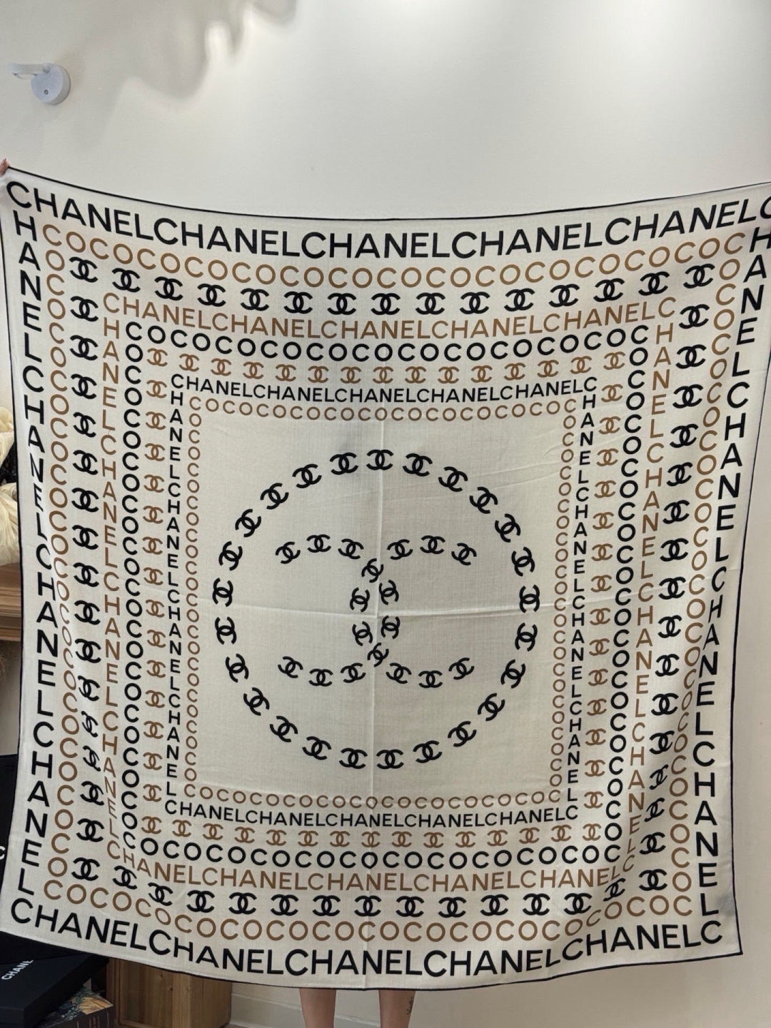 CHANEL 26S SCARF 135 IN CASHMERE AND SILK 309350
