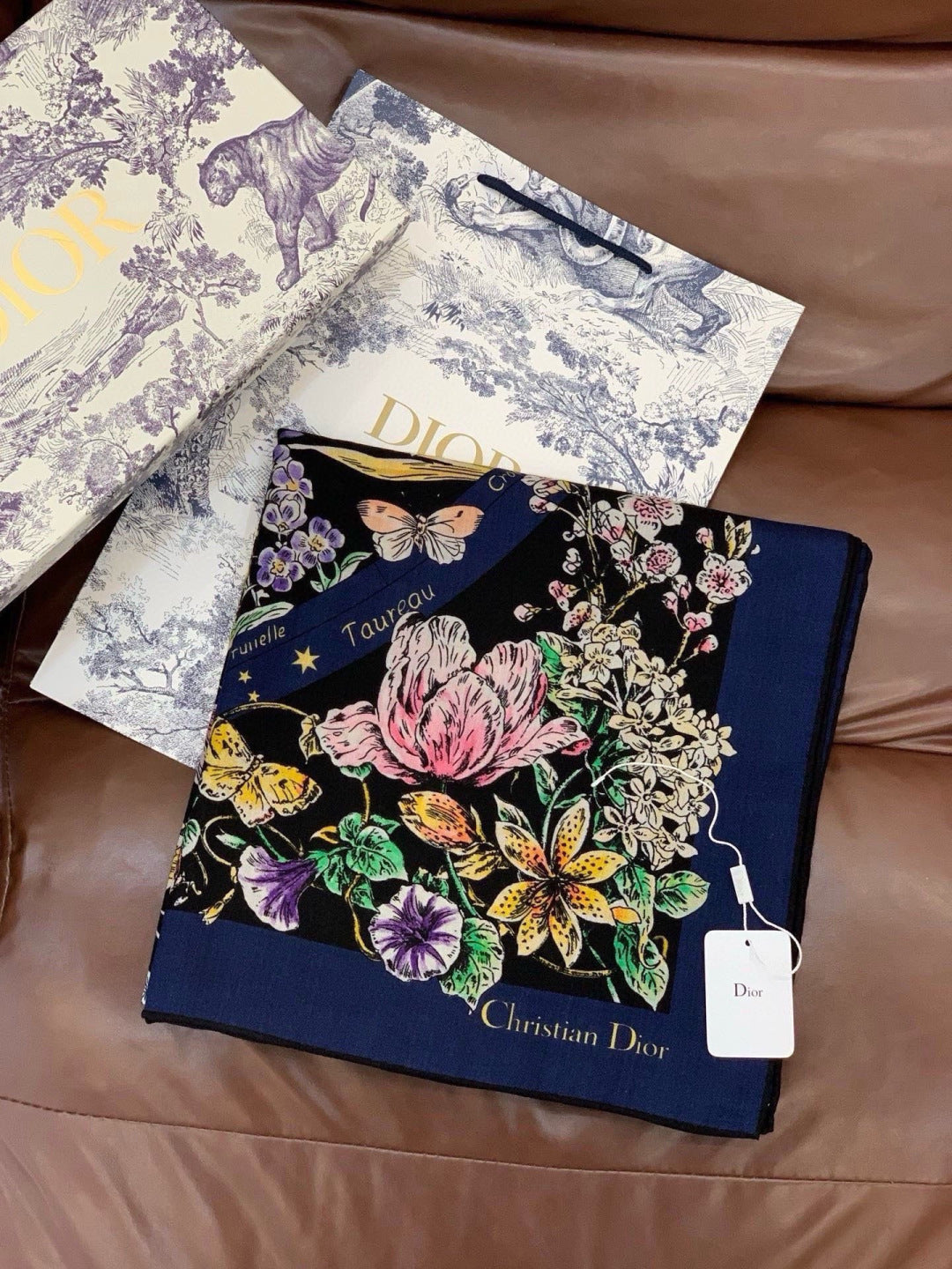 DIOR 26S SCARF 140CM IN CASHMERE SILK 309359