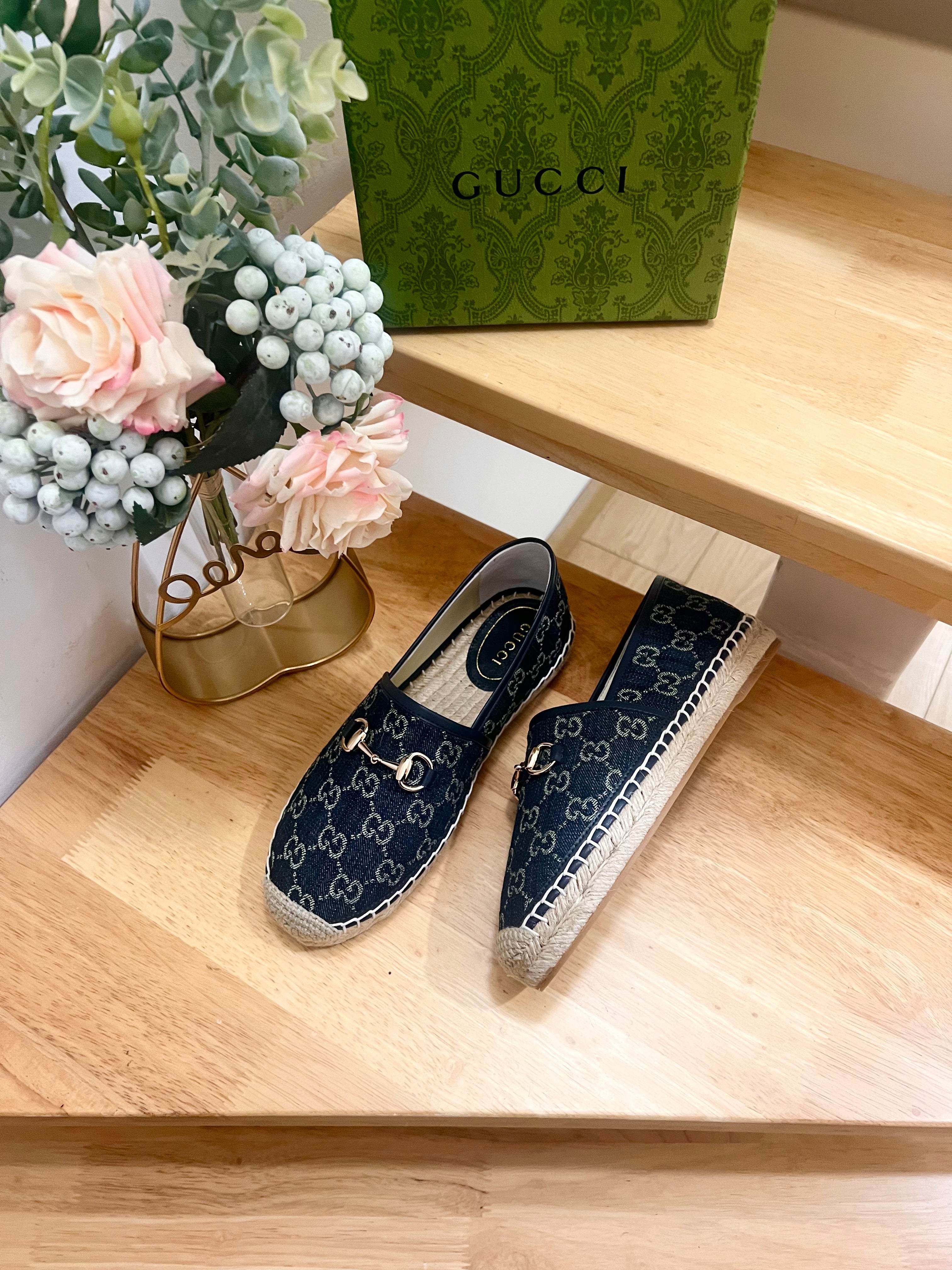 WOMEN'S ESPADRILLE WITH HORSEBIT IN NAVY BLUE DENIM