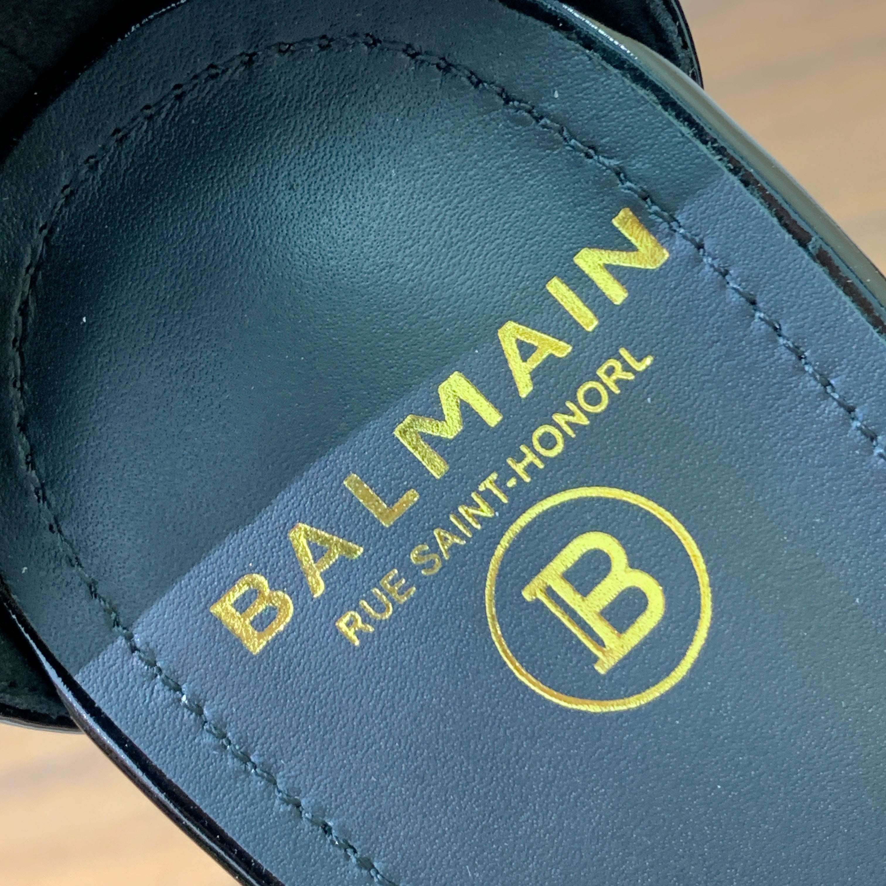 BALMAIN 26S LIP-EMBELLISHED HEELS 105 MM IN BLACK CALFSKIN WITH SILVER HARDWARE