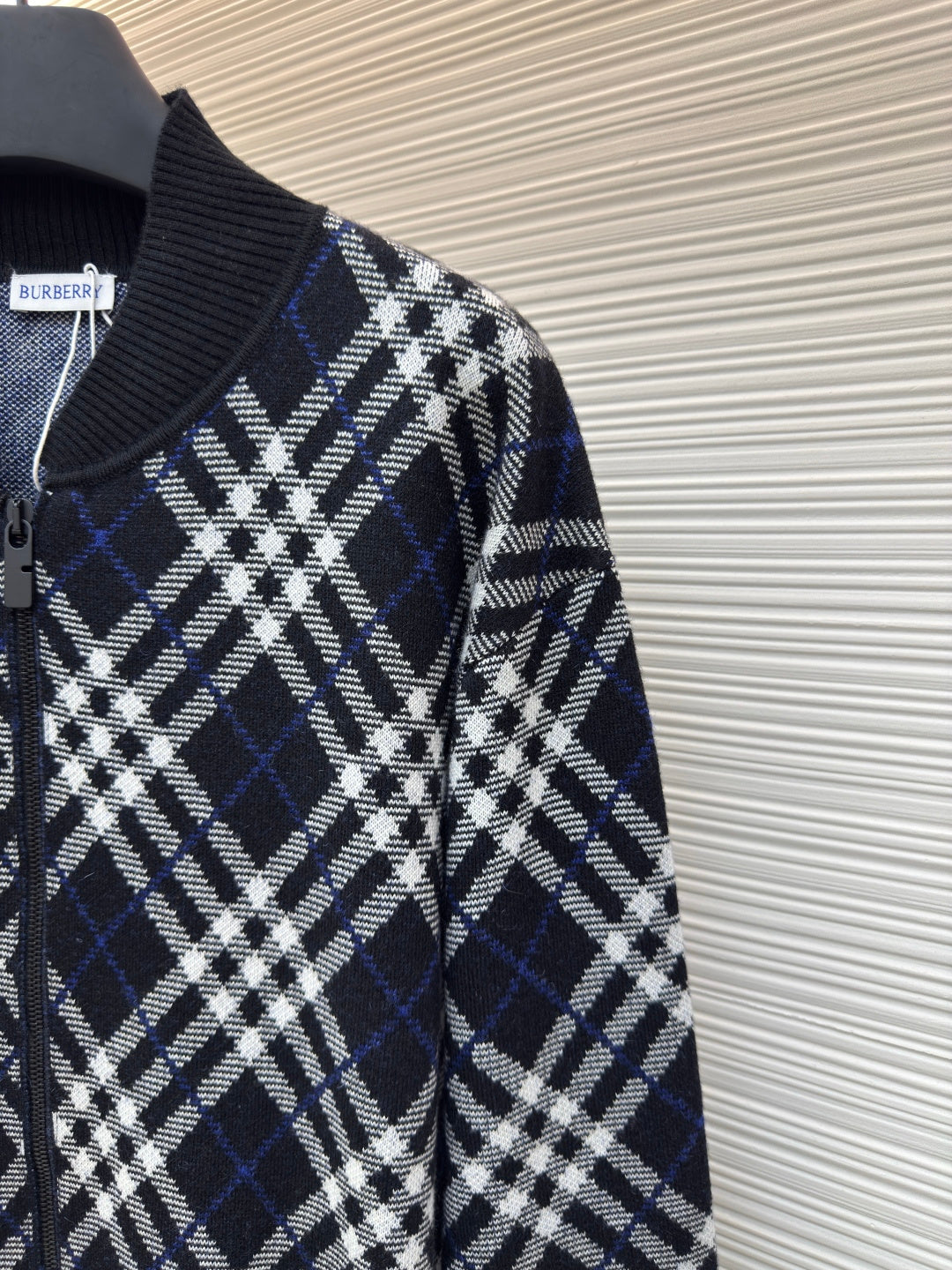 BURBERRY 26S JACKET 427