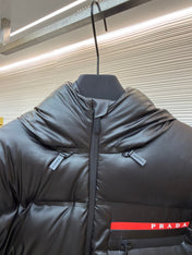 PRADA 25S PUFFER JACKET 543