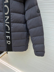 MONCLER 25S DOWN JACKET WITH DETACHABLE HOOD 250