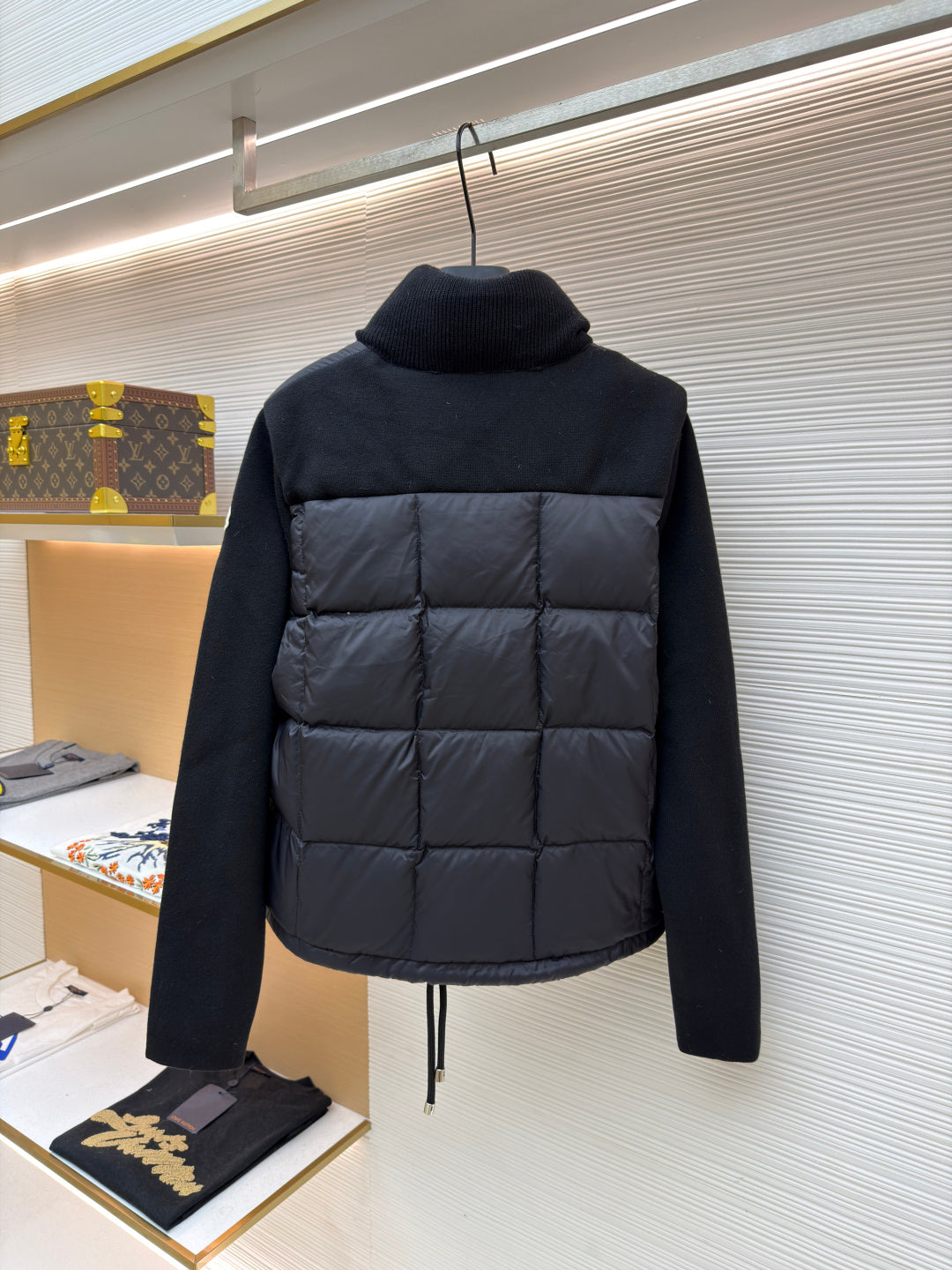 MONCLER JACKET STYLE 331