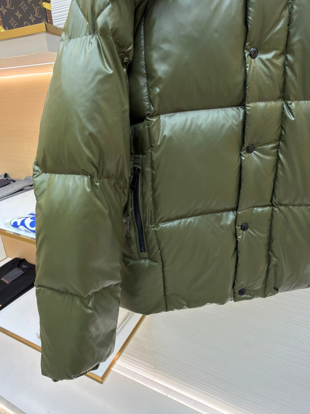 MONCLER 25S DOWN JACKET 435