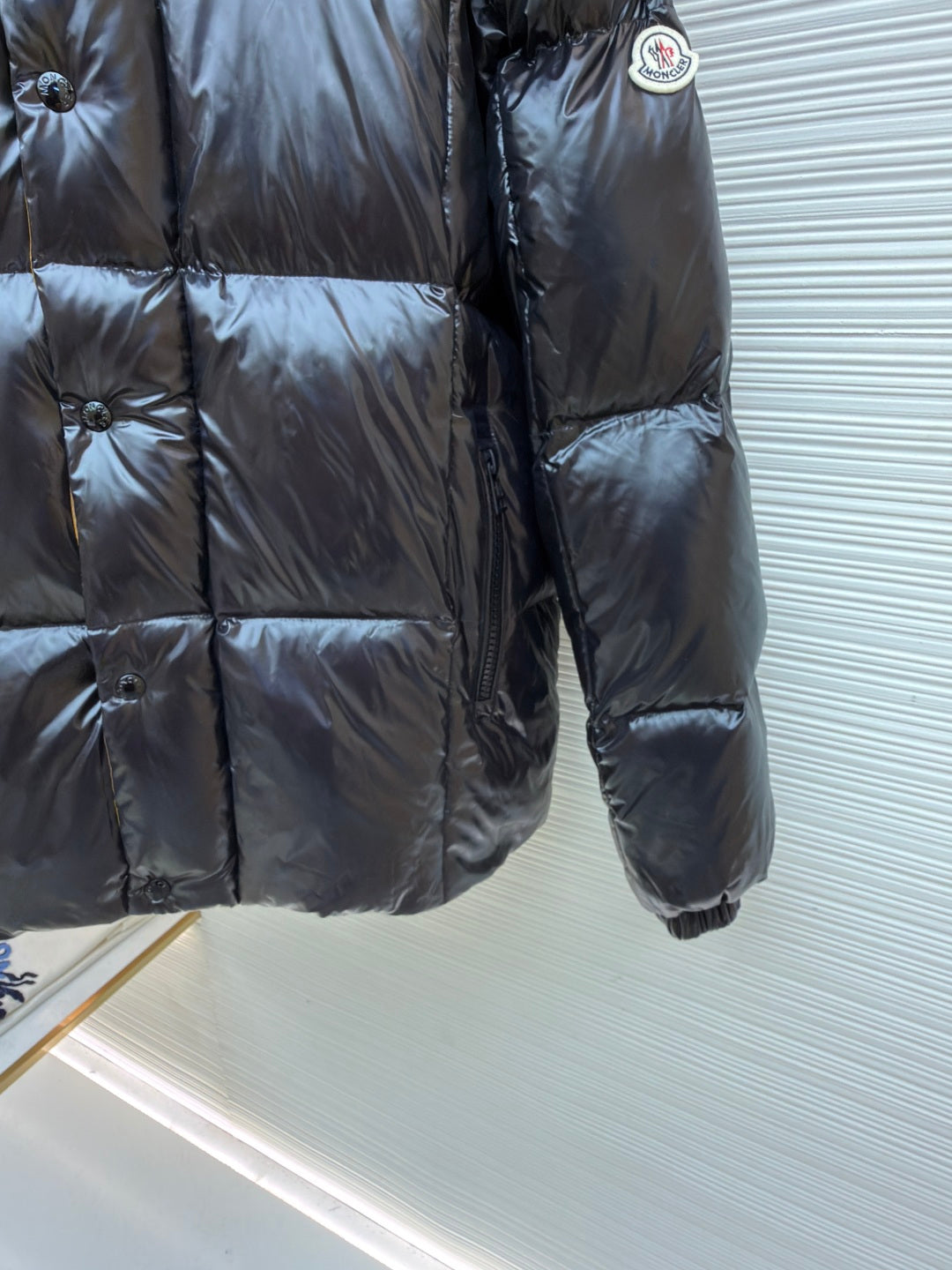 MONCLER 25S DOWN JACKET 437