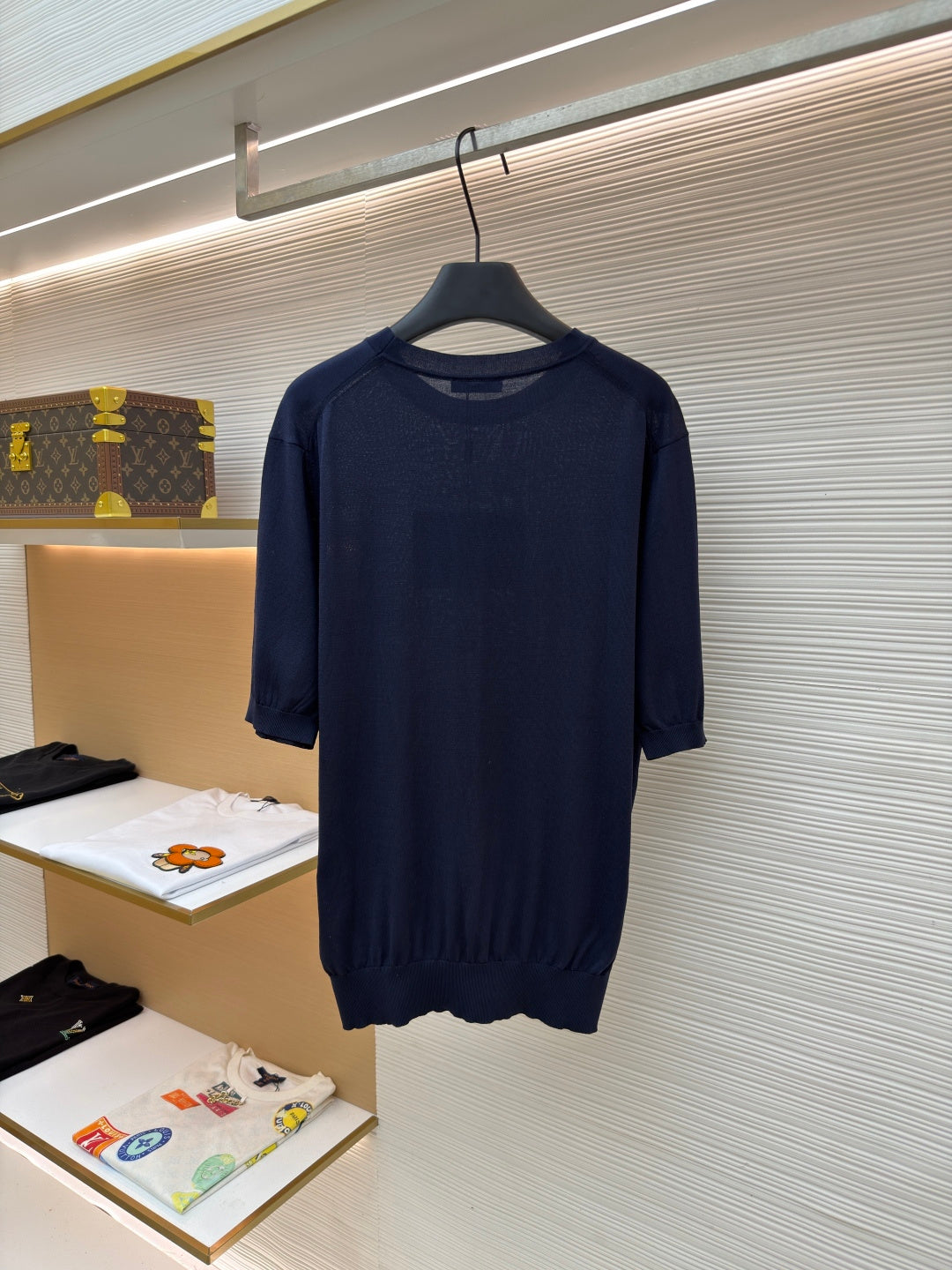 PRADA 26S SHORT-SLEEVED SWEATER STYLE 880