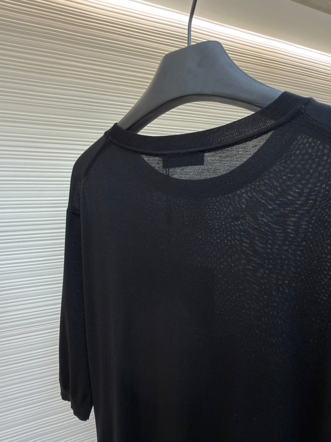 PRADA 26S SHORT-SLEEVED SWEATER STYLE 879