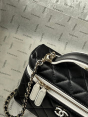 CHANEL 26S VANITY BAG 19 IN BLACK QUILTED LAMBSKIN SILVER HARDWARE