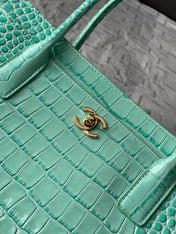 CHANEL 26S CERF TOTE BAG 39 IN MINT GREEN CALFSKIN CROCODILE EMBOSSED GOLD HARDWARE