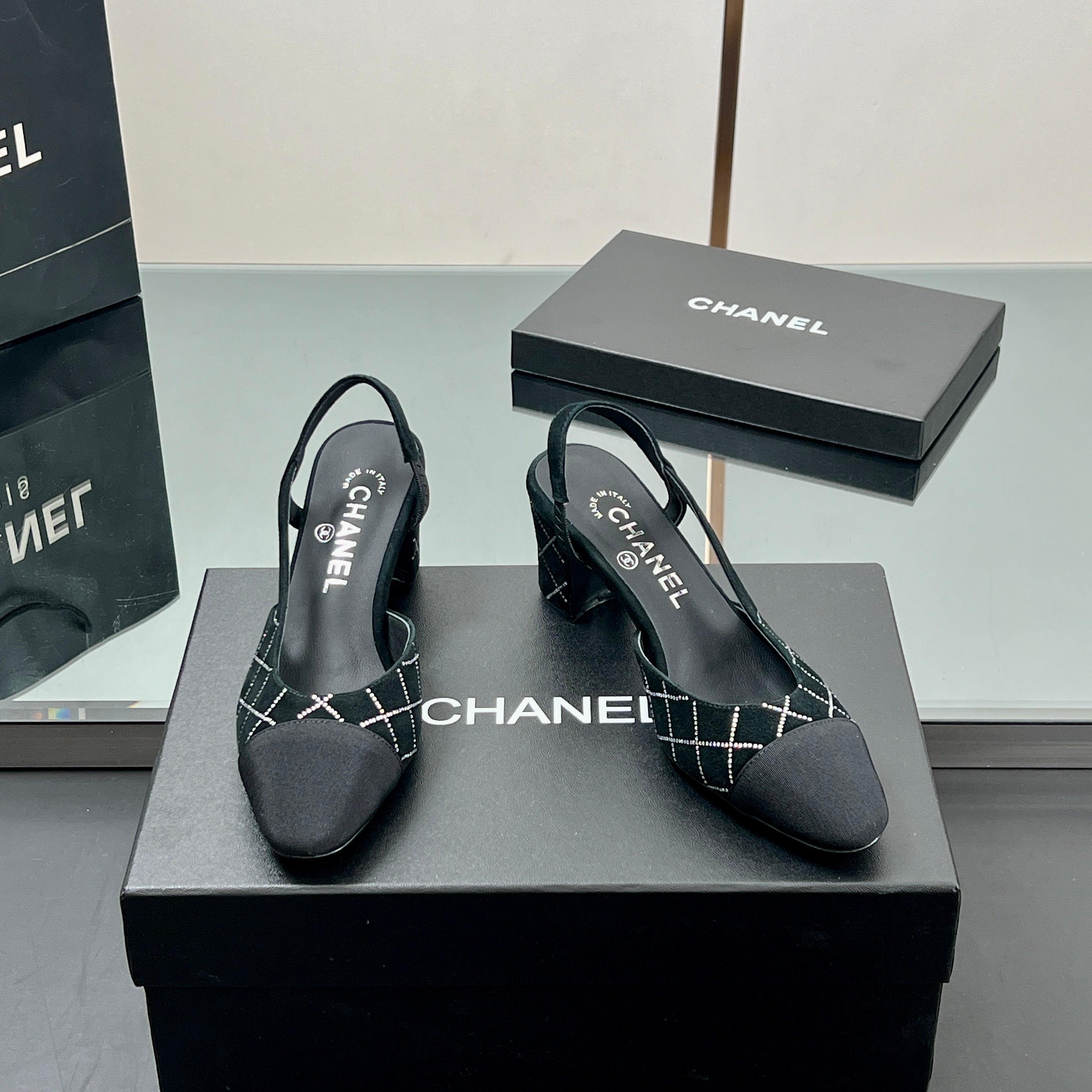 CC SLINGBACK 25S 65 MM IN BLACK SUEDE AND CRYSTALS