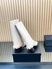 CHANEL 25S HIGH BOOTS 65MM IN WHITE CALFSKIN GOLD HARDWRE