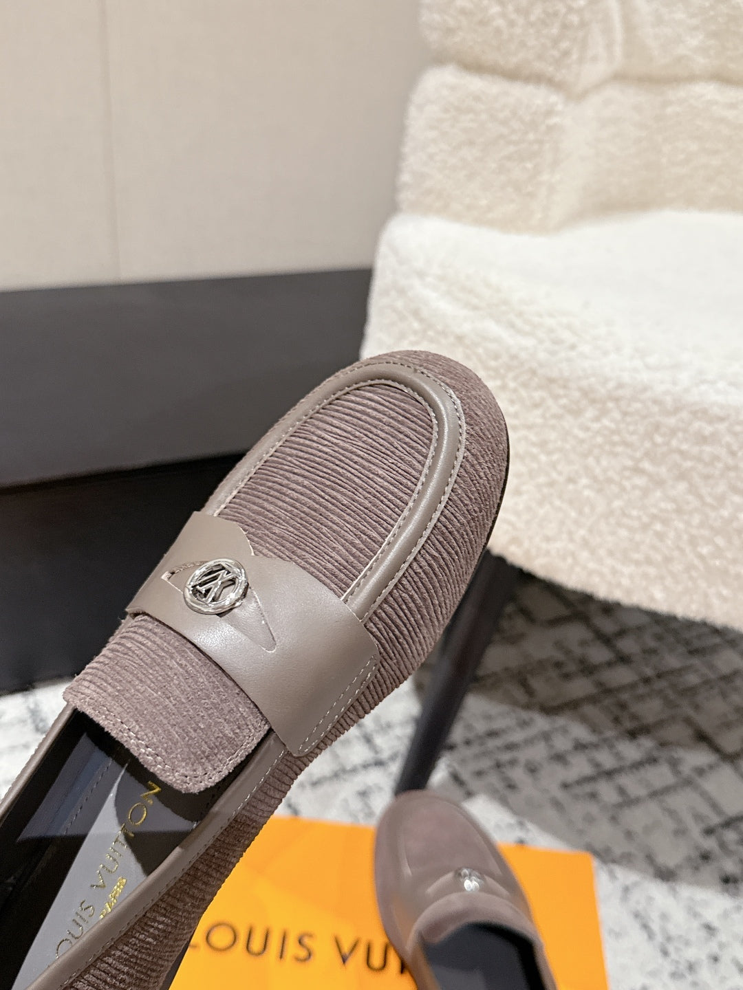 LV LOAFER 25S IN DUSTY ROSE BROWN SUEDE AND CALFSKIN
