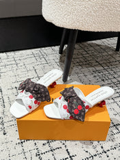 LV CHERRY HIGH HEELS 25S IN WHITE CALFSKIN WITH BOW STYLE 9