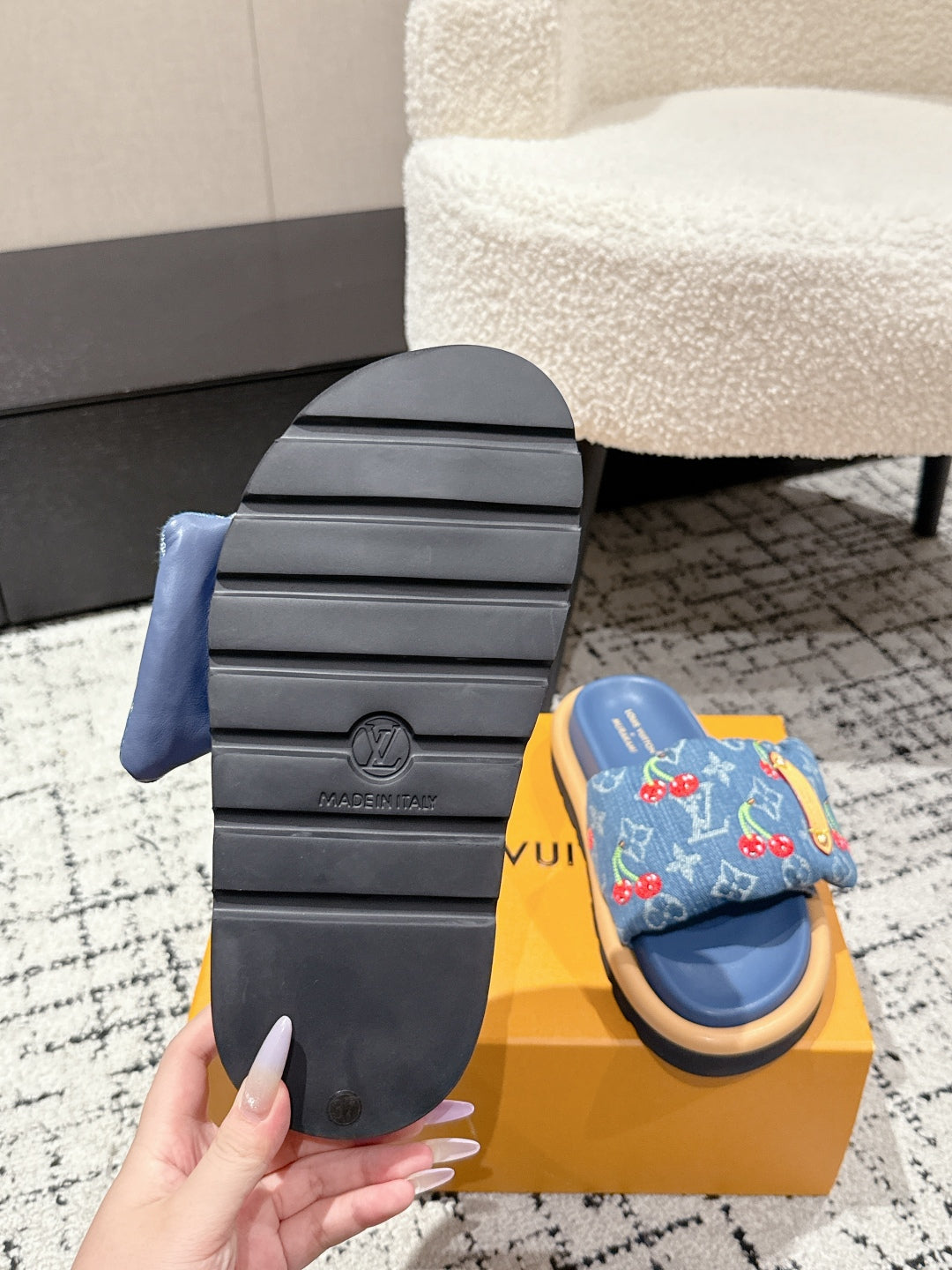 LV MIAMI-STYLE SANDALS 25S IN BLUE DENIM AND CALFSKIN