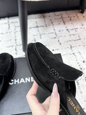 CHANEL 26S MULE LOAFERS IN BLACK SUEDE WITH CC LOGO