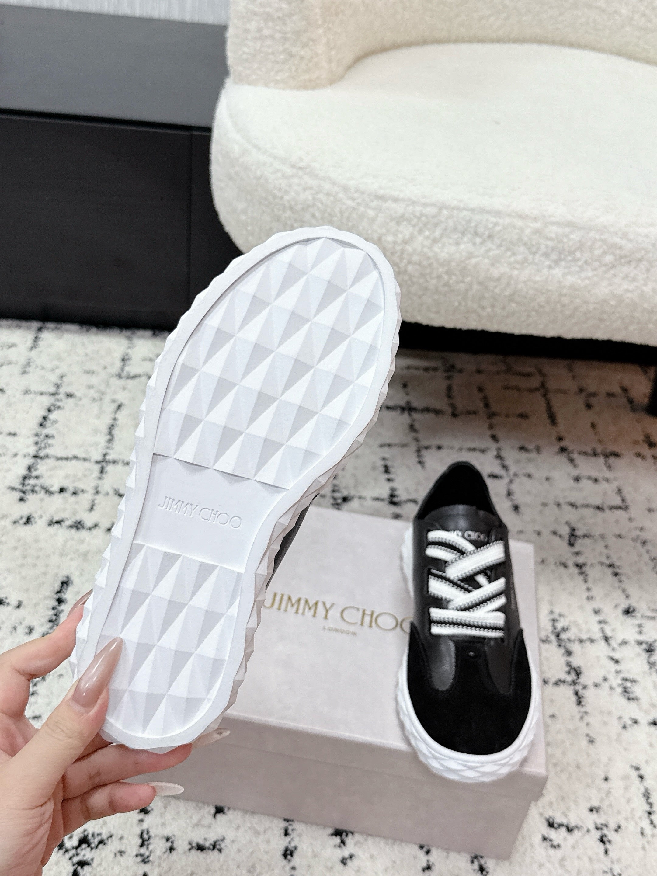 JIMMY CHOO 26S SNEAKERS IN BLACK CALFSKIN AND SUEDE