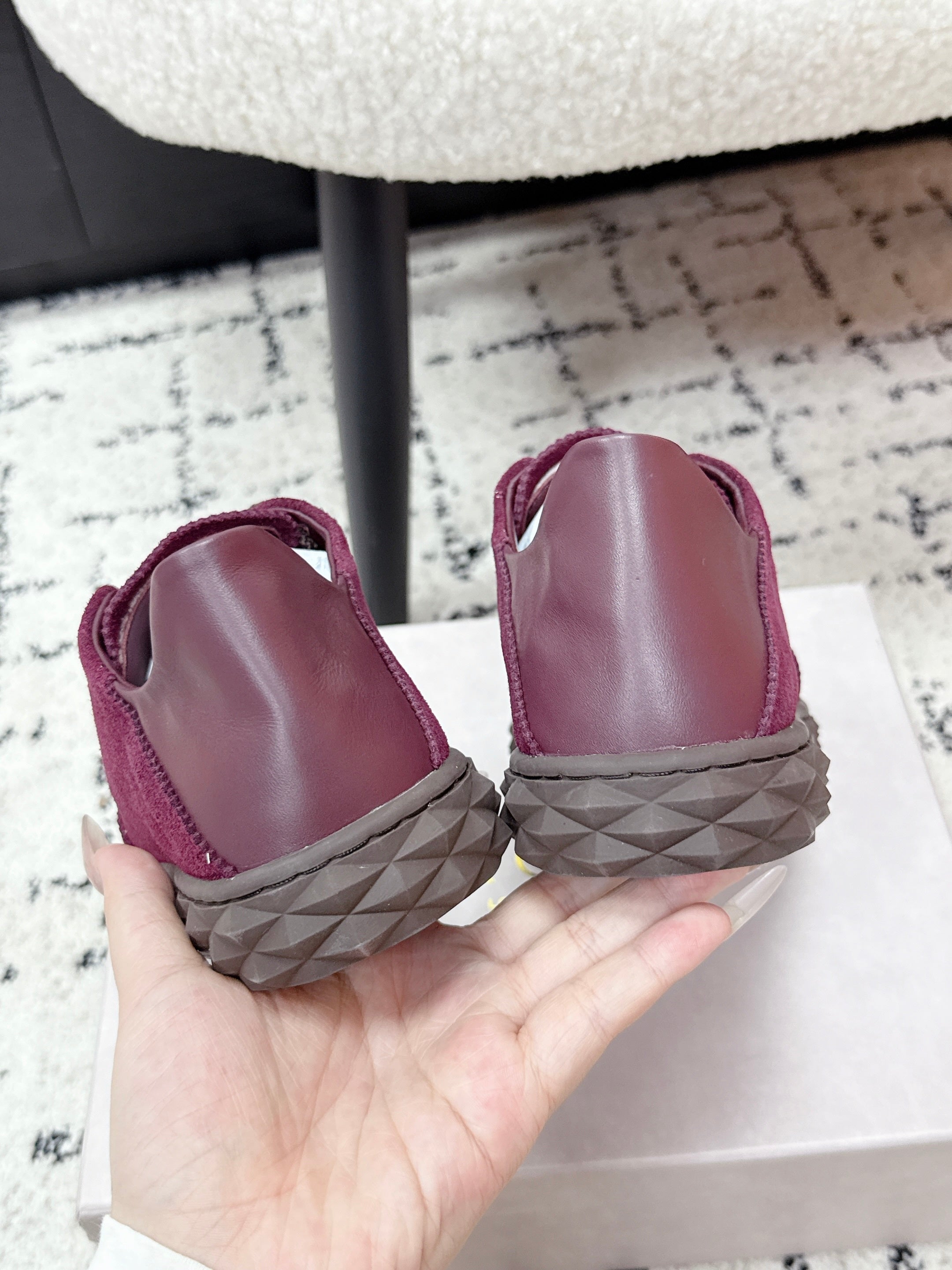 JIMMY CHOO 26S SNEAKERS IN DARK RED SUEDE