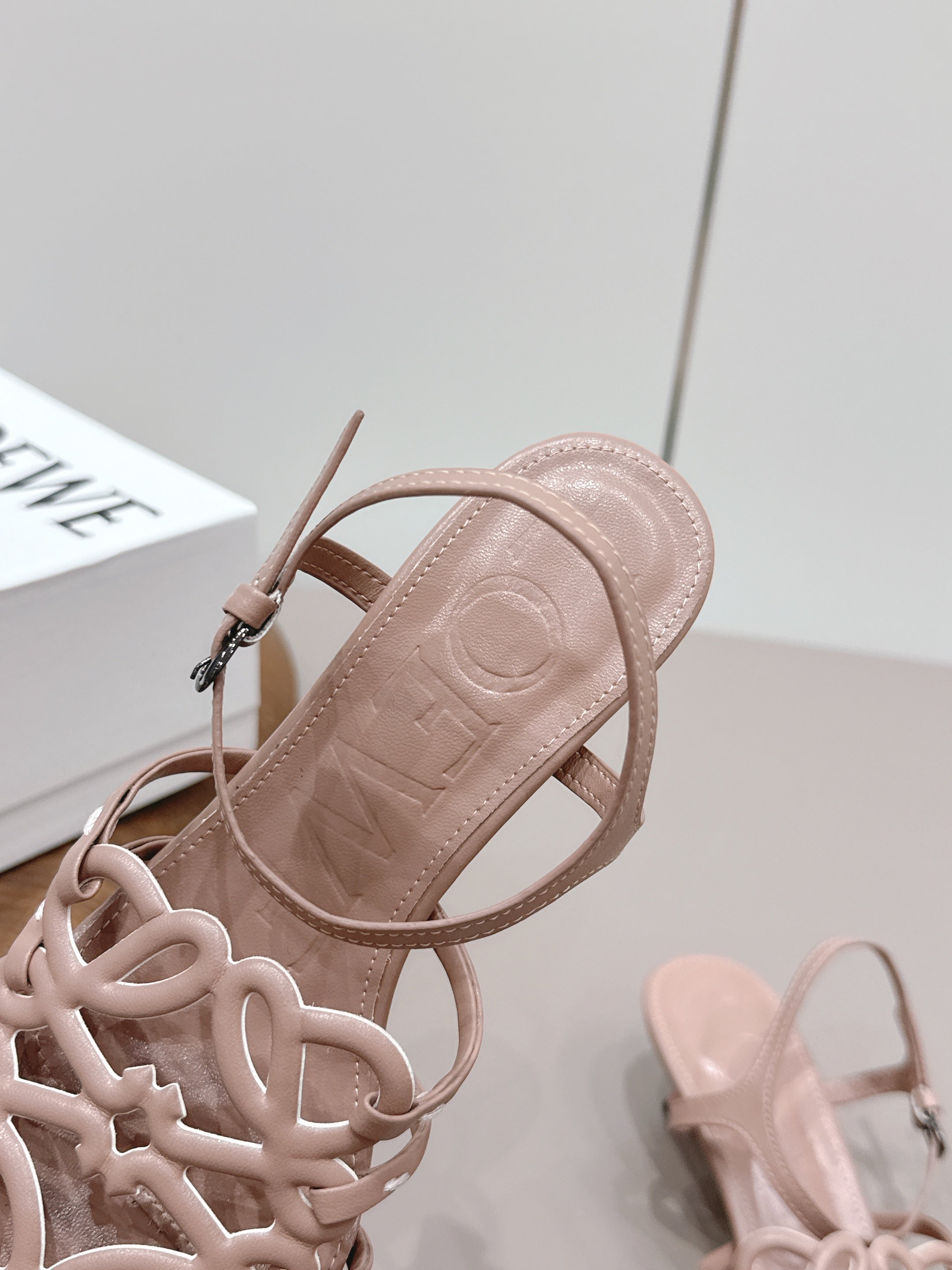 LOEWE 26S SQUARE TOE HEEL SANDALS 50MM IN PINK CALFSKIN LOGO