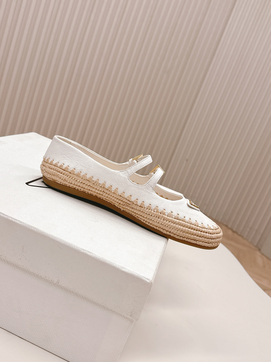 PRADA 26S MARY JANE ESPADRILLES SHOES IN WHITE CALFSKIN WITH LOGO
