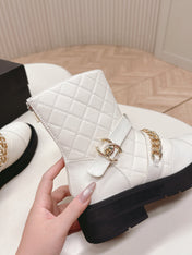 CHANEL ANKLE BOOTS 25S IN WHITE LAMBSKIN WITH GOLD HARDWARE