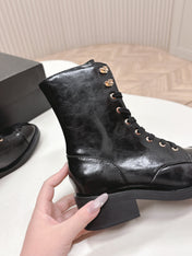 CHANEL ANKLE BOOTS 25S IN BLACK SHINY LAMBSKIN WITH ZIPPER