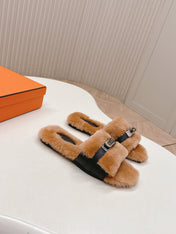 HM 25S ORAN SANDAL IN CLAY ORANGE SHEARLING WITH SILVER HARDWARE