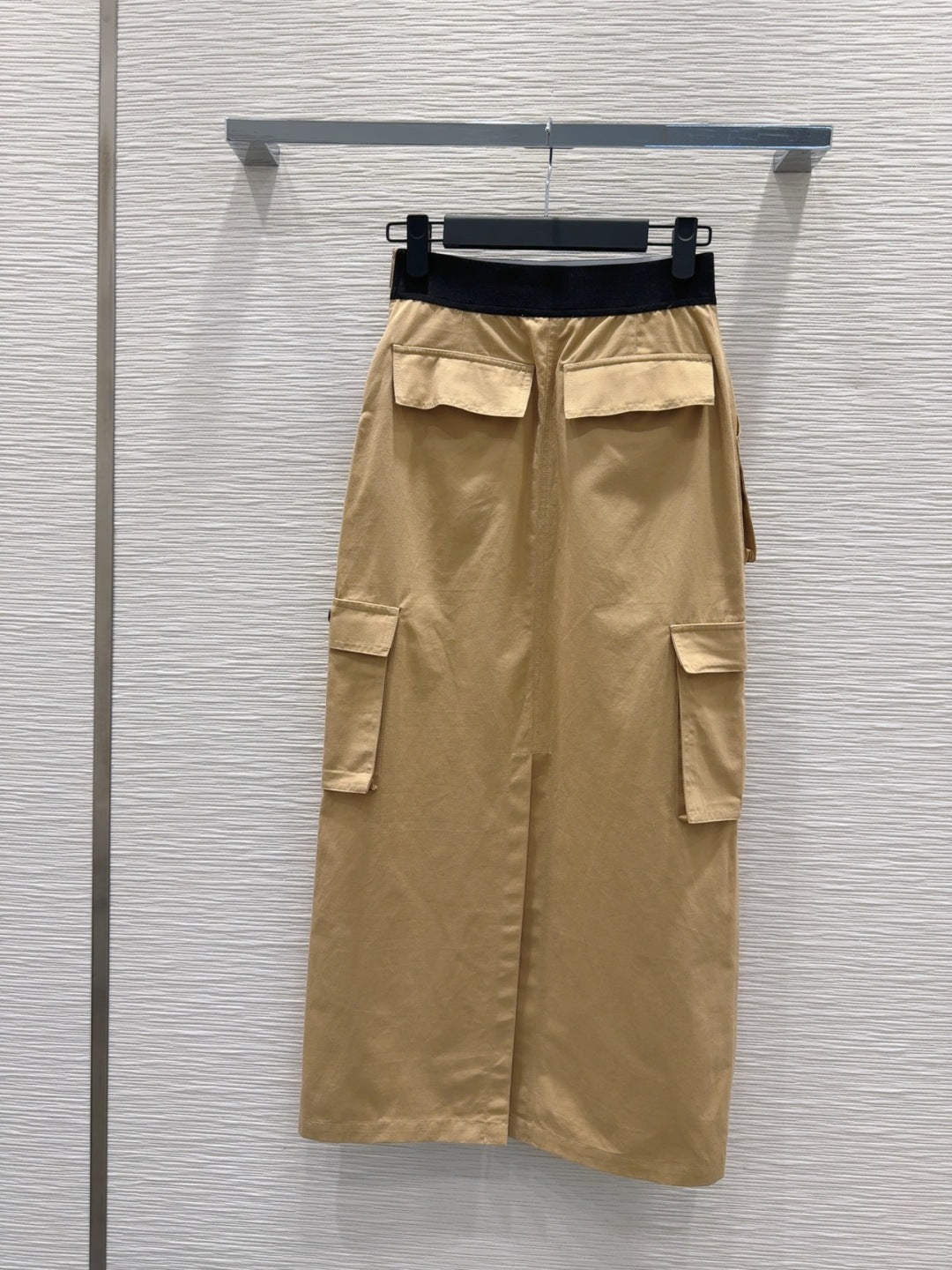 PRADA 26S MIDI SKIRT 672