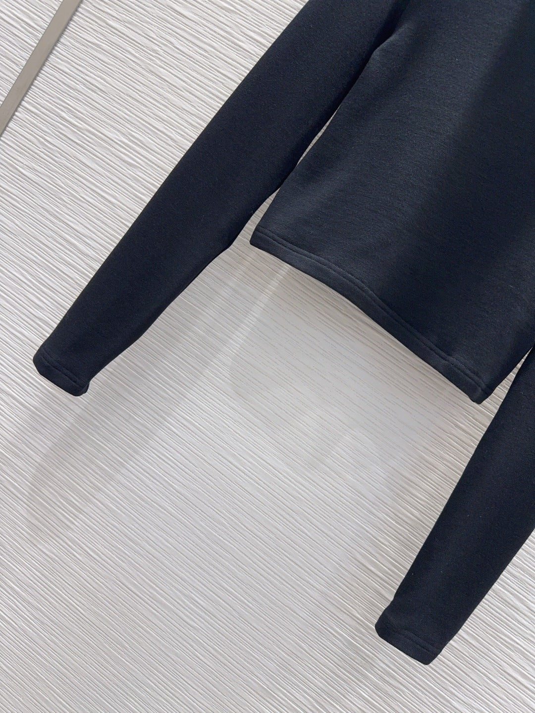 CHANEL 25S LONG-SLEEVE TURTLENECK T-SHIRT 413