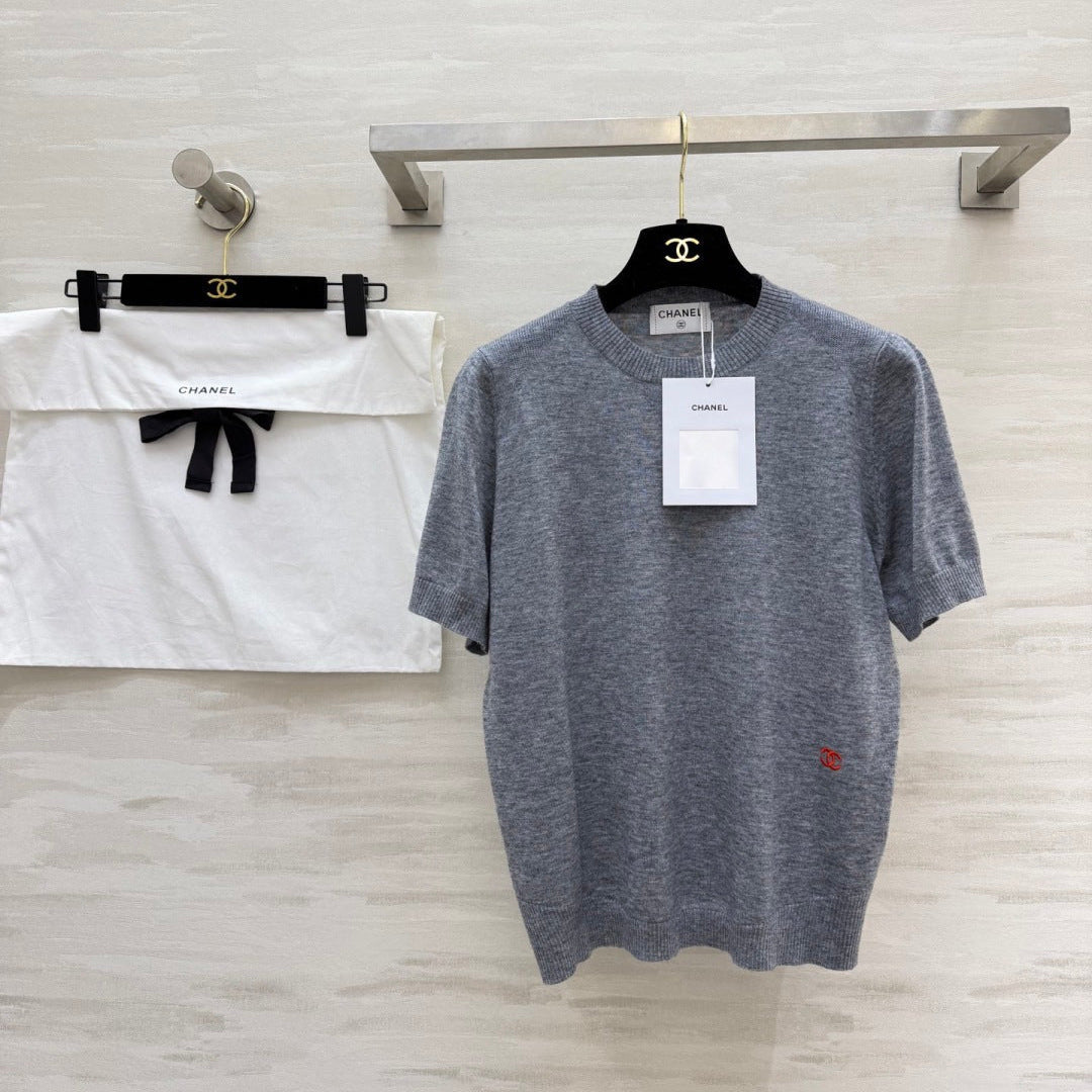 CHANEL 26S SHORT-SLEEVE SWEATER STYLE 1028