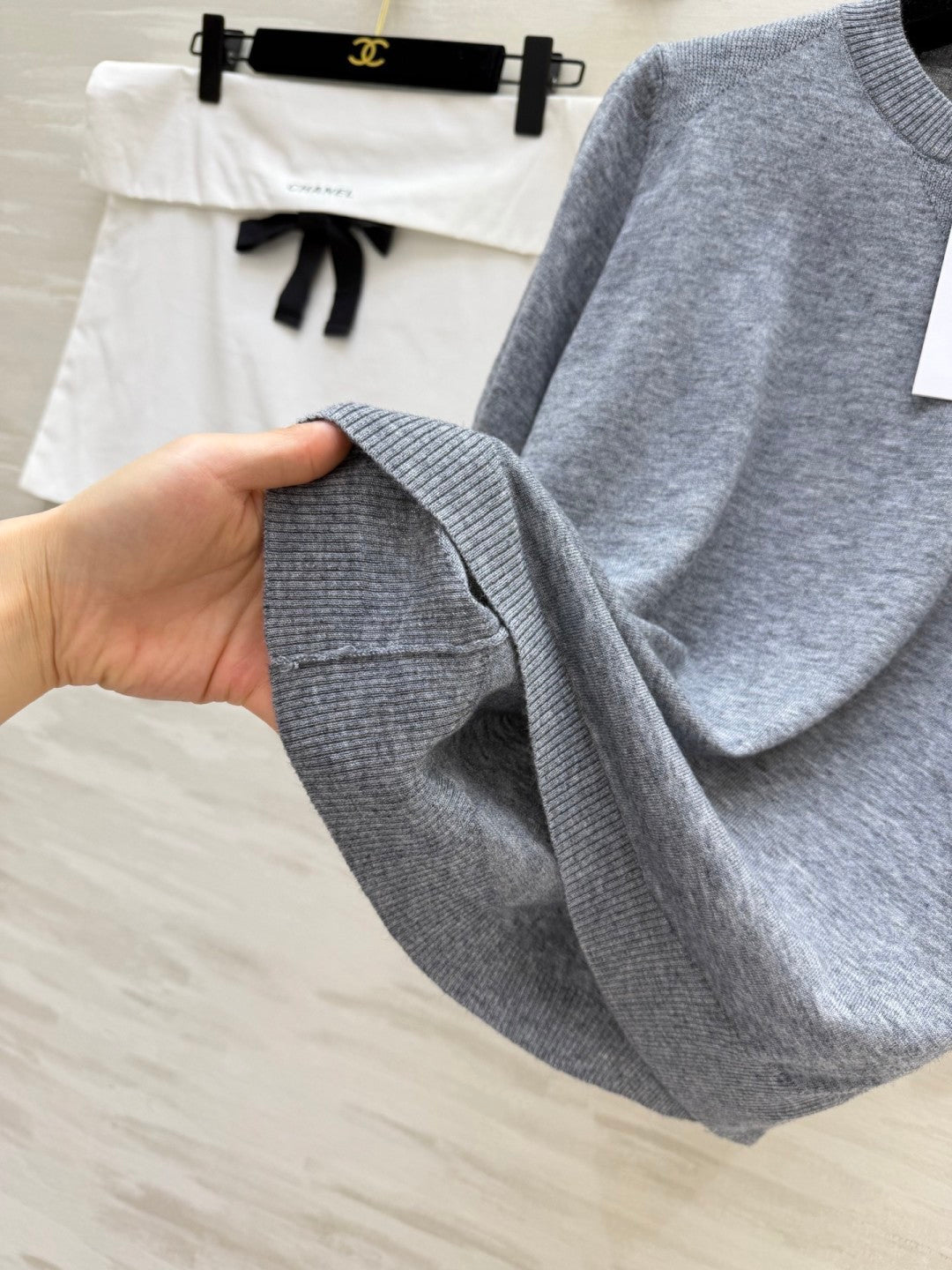 CHANEL 26S SHORT-SLEEVE SWEATER STYLE 1028