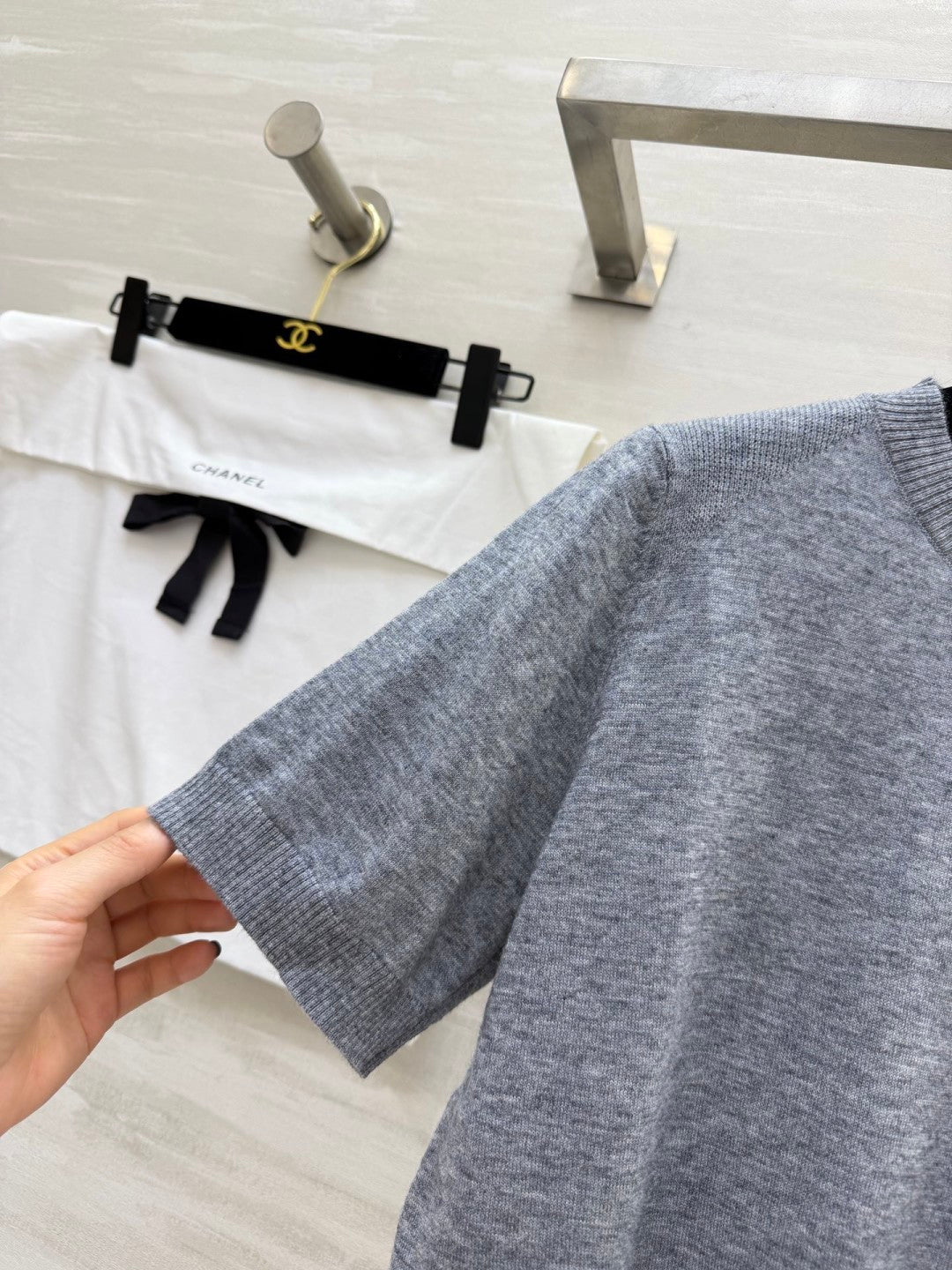 CHANEL 26S SHORT-SLEEVE SWEATER STYLE 1028