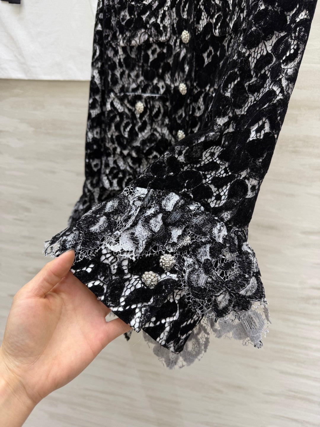 CHANEL 26S LACE TOP STYLE 1027