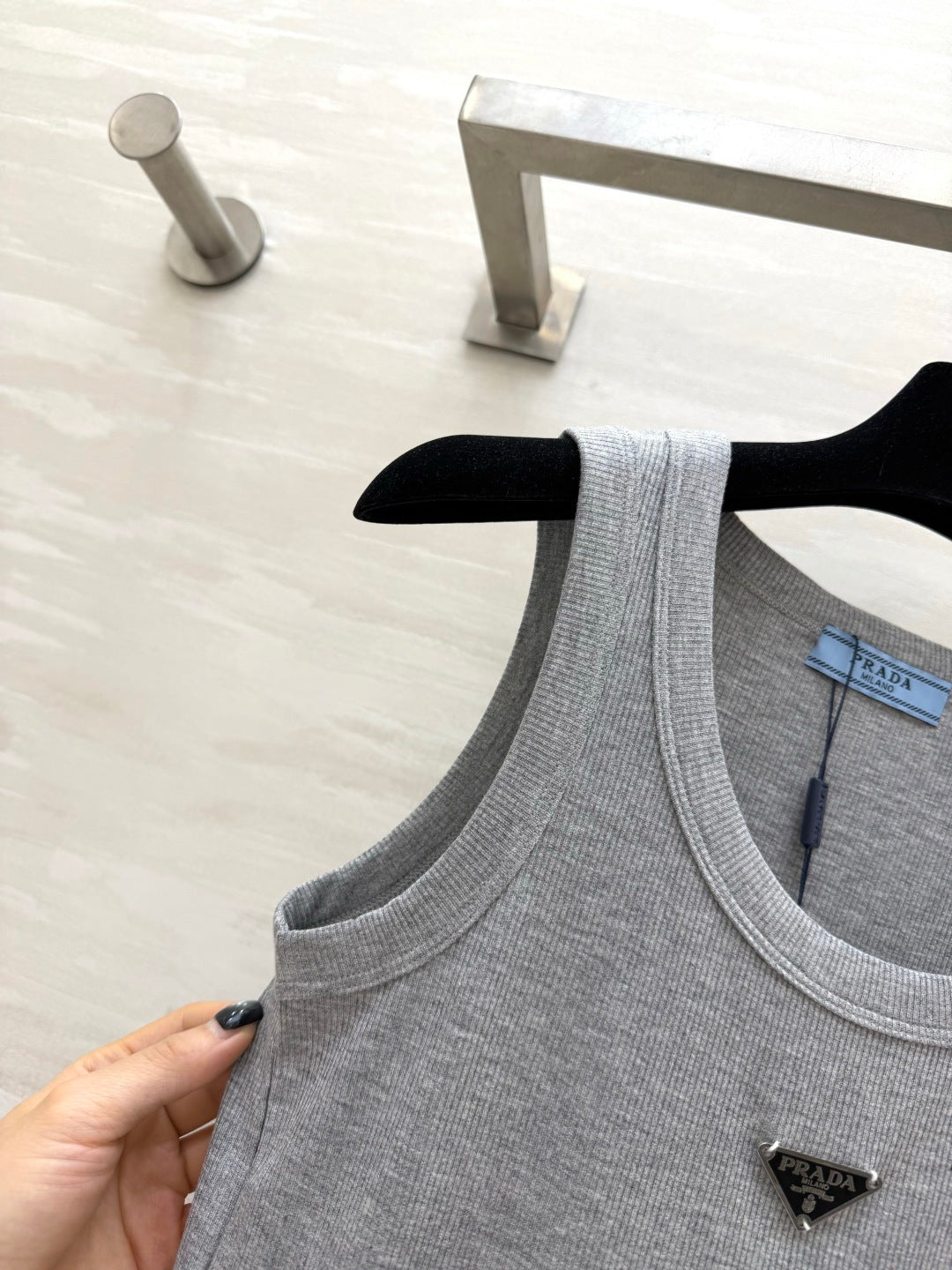 PRADA 26S SLEEVELESS TOP STYLE 919