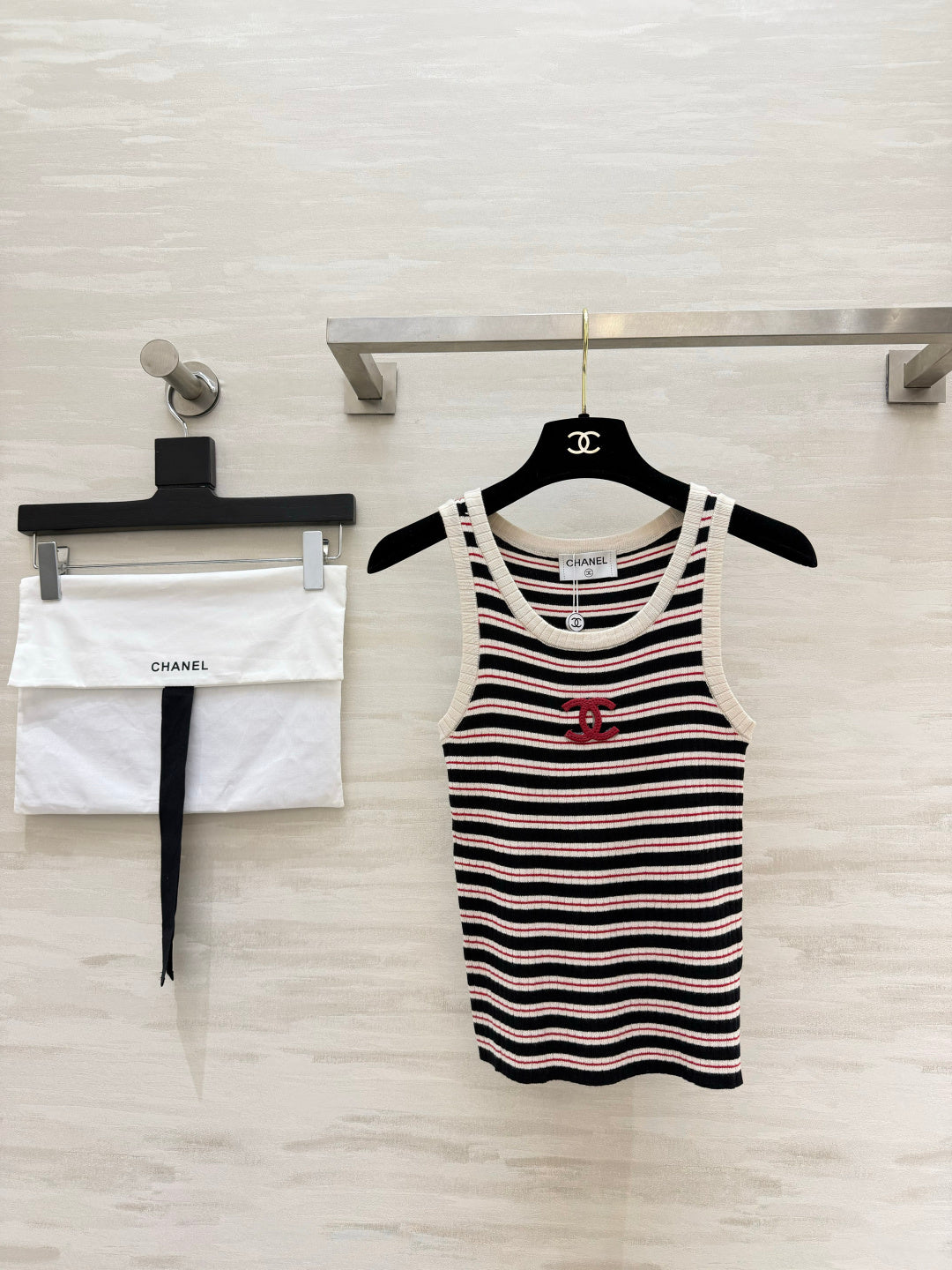 CHANEL 26S STRIPED SLEEVELESS KNIT TOP 1438