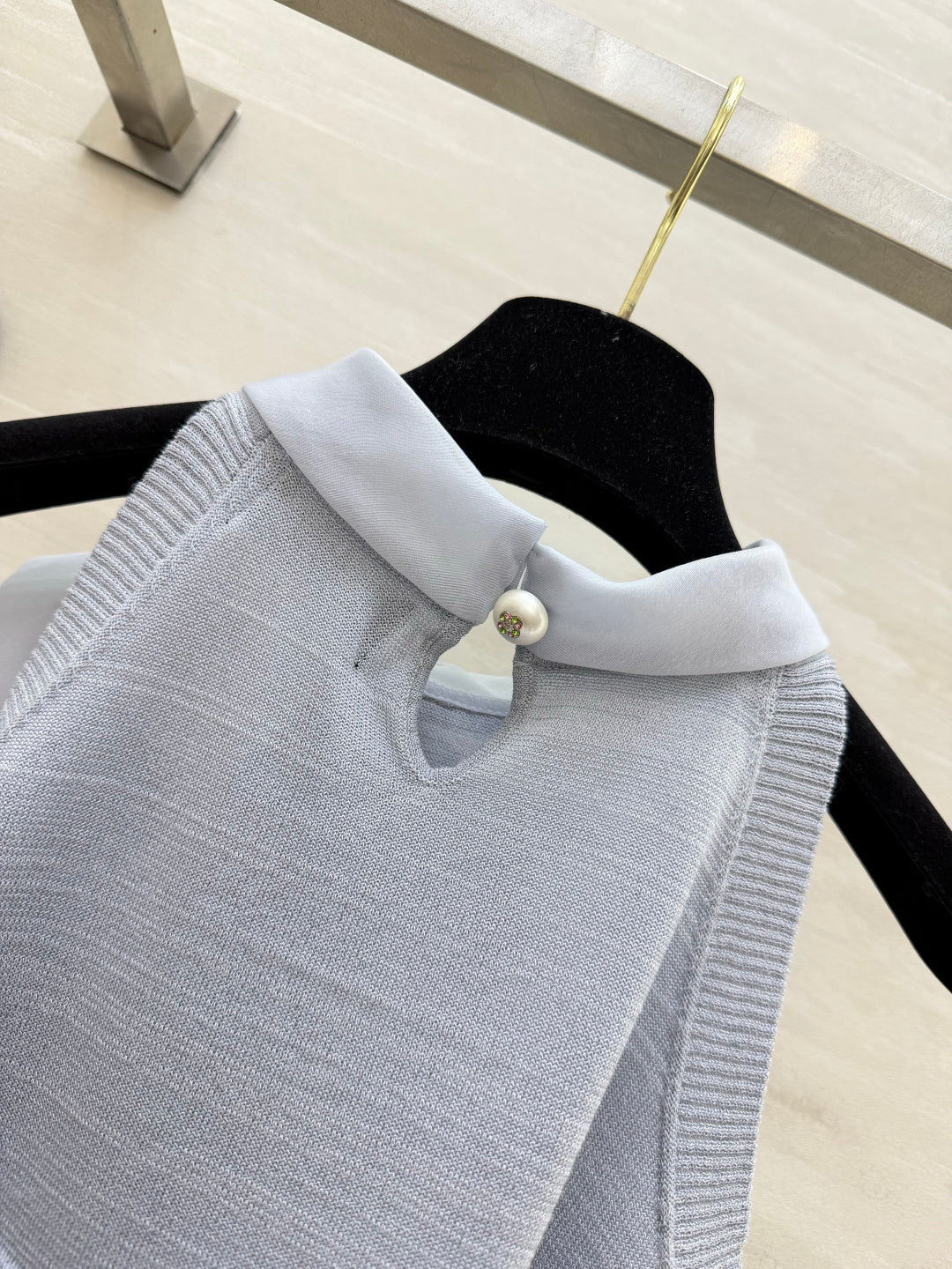 CHANEL 26S BOW-NECK SLEEVELESS KNIT TOP 1426