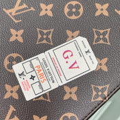 RIO TOILET POUCH 25 IN BROWN CANVAS MONOGRAM GOLD LOCK