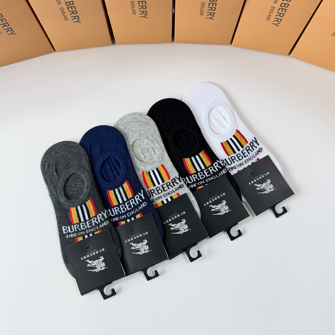 BURBERRY 26S NO-SHOW SOCKS 267242 (1 BOX)