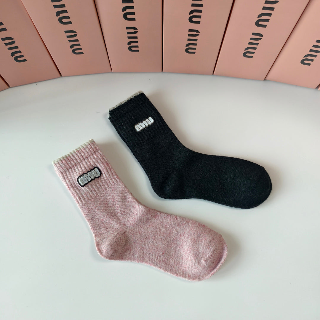 MIUMIU 26S CREW SOCKS 383826 (1 BOX)