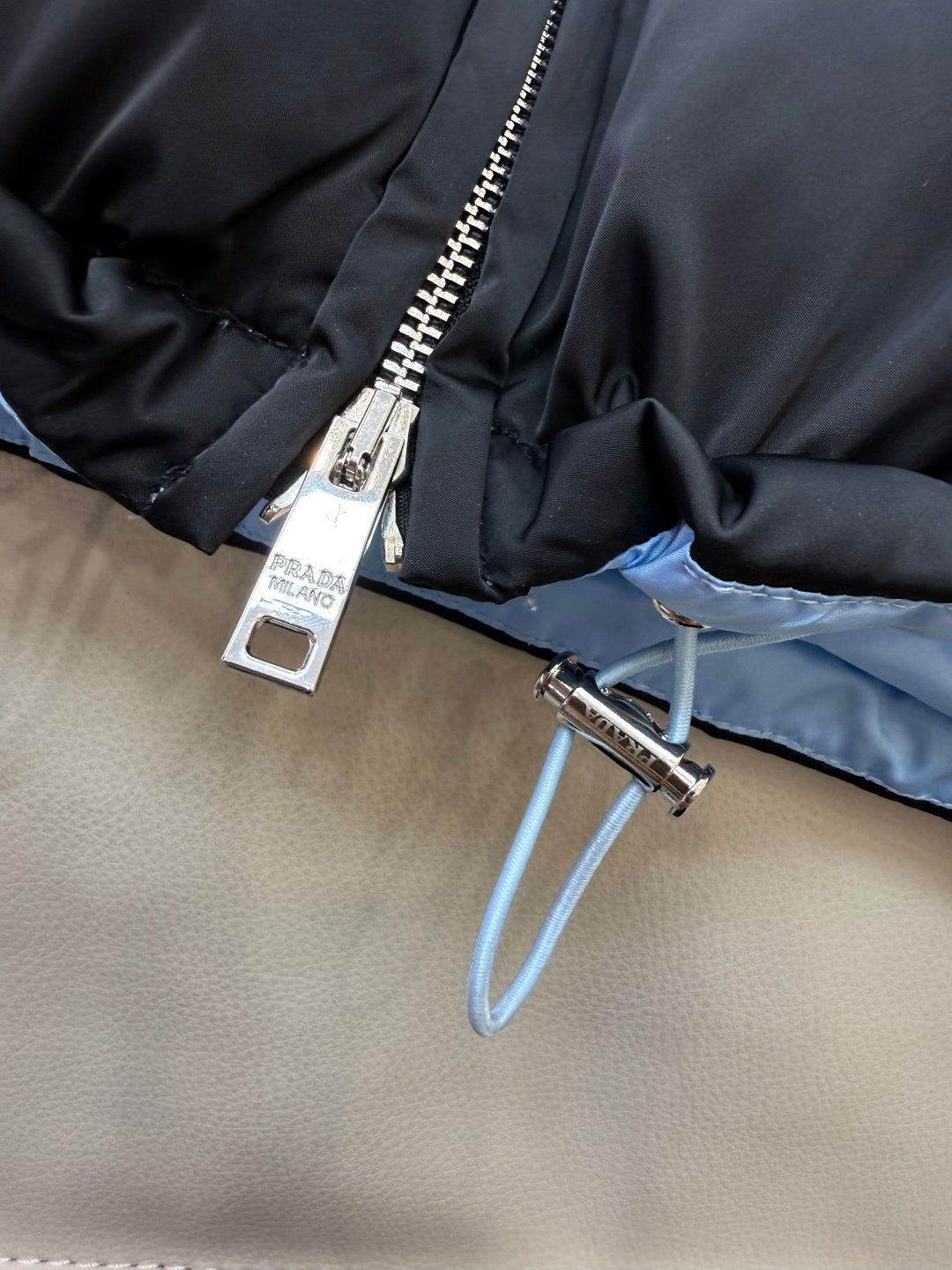 PRADA 26S DOWN PUFFER JACKET 1330