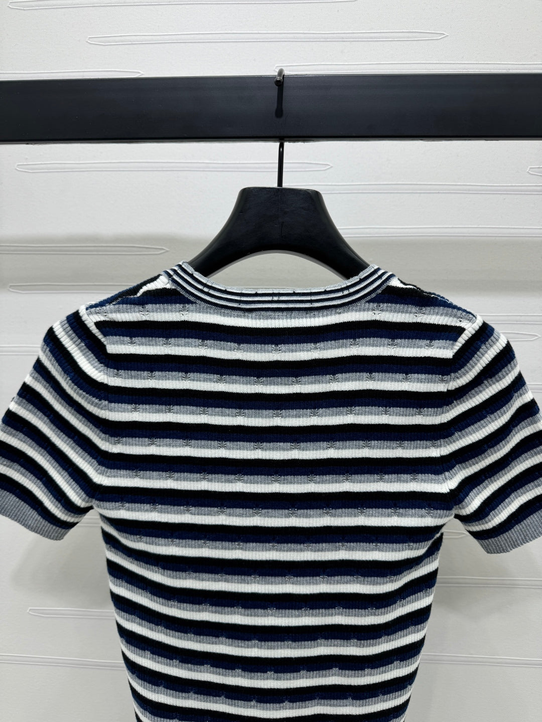 CHANEL SHORT-SLEEVE T-SHIRT 269481