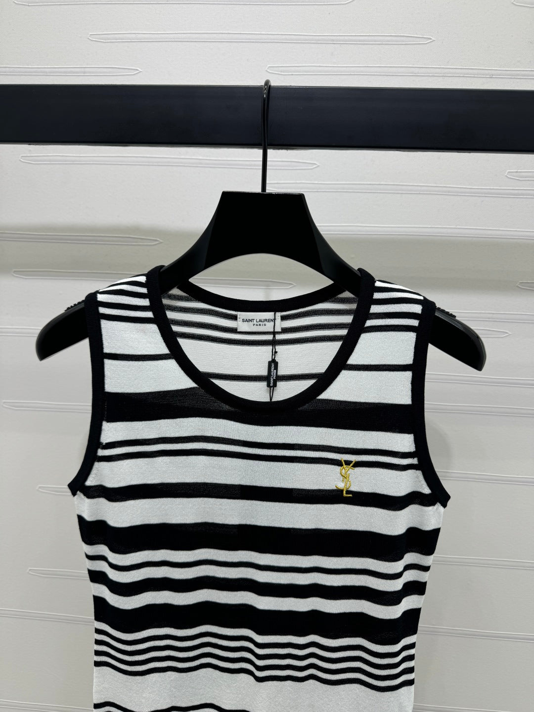 YSL 25S BLACK TRIM TANK TOP 264090